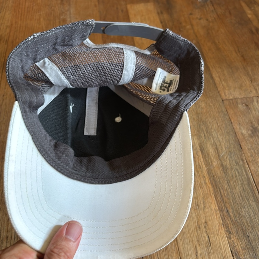 Outdoor Research trucker hat - Picture 3 of 3